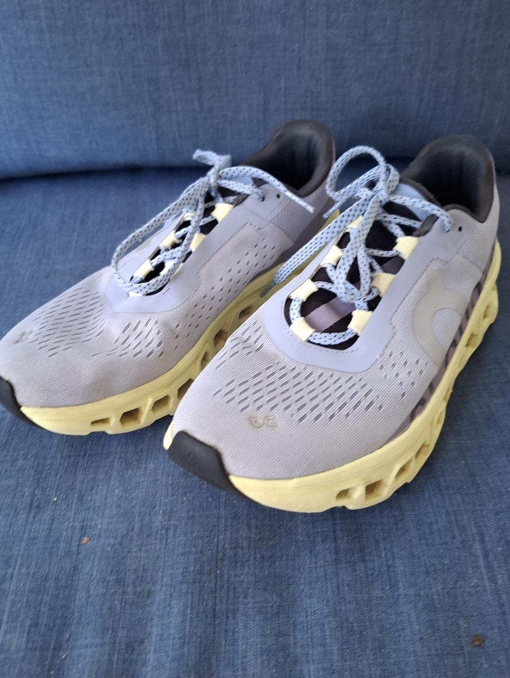 On cloud Cloud Master shoes women’s Size 8.5